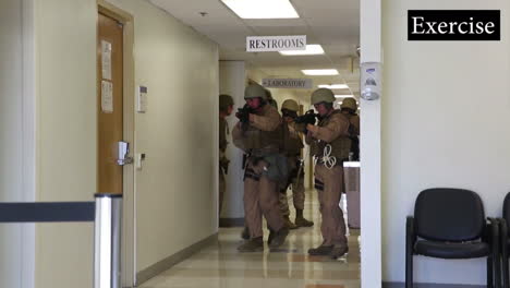 Us-Troops-Practice-For-A-Mass-Shooting-Incident-At-A-School-Or-College-Campus-4