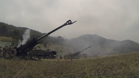 Us-Marines-Fire-Artillery-In-A-Massive-Live-Fire-Exercise-4