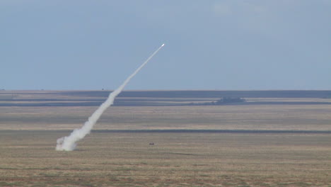 Himars-Mobile-Rocket-Launcher-System-Is-Fired-From-The-Deserts-Of-The-Middle-East