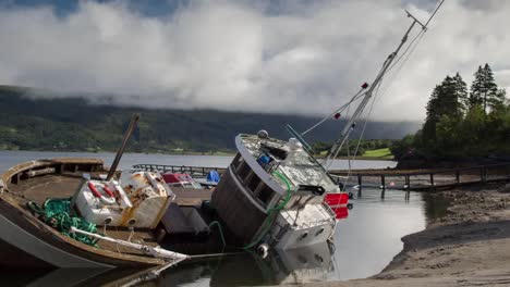Norway-Fallen-Boat0