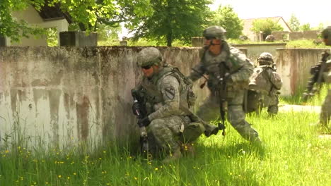 The-Army-Of-Slovenia-Engages-In-A-Commando-Urban-Assault-Exercise-4