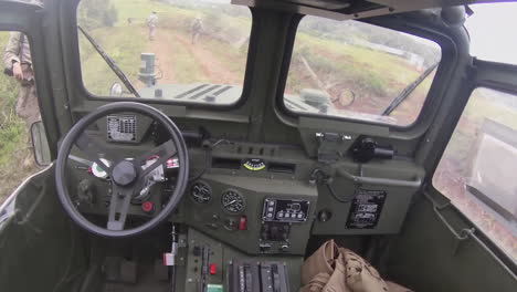 A-Self-Driving-Army-Jeep-Is-Tested-In-The-Field