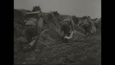Captured-Japonés-Film-From-The-Pacific-In-World-War-Ii-Shows-American-Troops-Being-Gunned-Down-In-Beach-Invasion