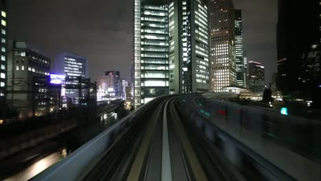 Tokyo-Monorail-04