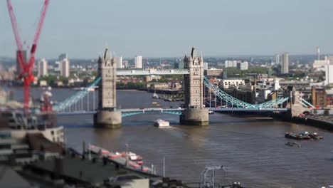 Tower-Bridge-View-00