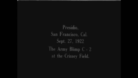 Das-Luftschiff-C2-Der-Armee-Kommt-1922-Auf-Dem-Crissey-Field-In-San-Francisco-An