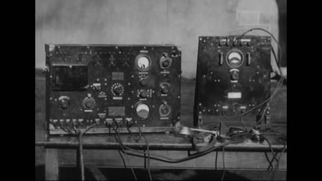 The-American-Army-Signal-Corps-Forms-In-1918-And-The-Handcranked-Radio-Is-Demonstrated-1
