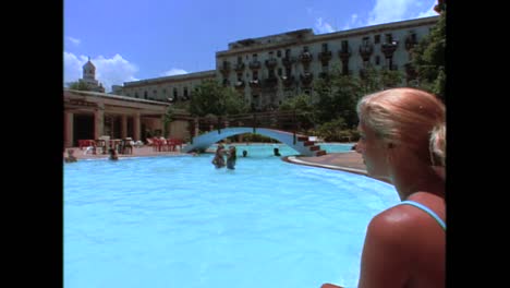 Life-poolside-at-a-Cuban-resort-in-the-1980s