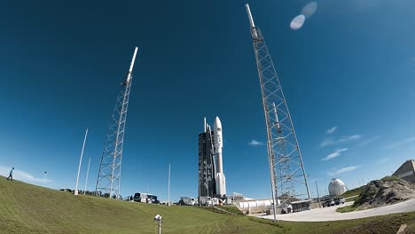 Timelapse-Photography-Is-Used-To-Show-The-Aehf5-Getting-Rolled-Out-At-Cape-Canaveral