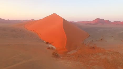 Sanddünen-Im-Südlichen-Afrika-Namibias-Werden-Gezeigt