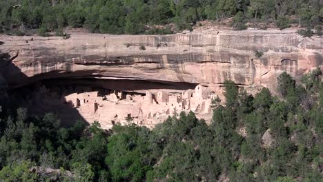Zoom-into-ancient-American-Indian-dwellings-at-Mesa-Verde-Colorado