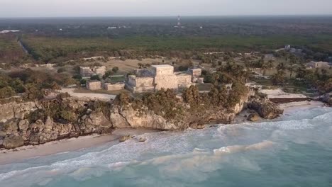 An-vista-aérea-over-the-ruins-of--Tulum-region-Mexico-Yucatan