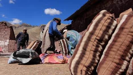 Villagers-with-potato-sacks-getting-ready-1