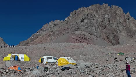 Aconcagua-Time-Lapse-Plaza-Argentina-climbers-climbing-1
