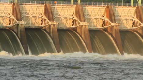 Various-Dams-And-Hydroelectric-Facilities-Operated-By-The-Tennessee-Valley-Authority-2