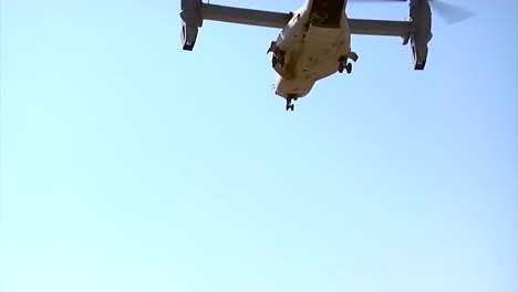 Los-Marines-Vuelan-El-águila-Pescadora-Mv22-En-Afganistán
