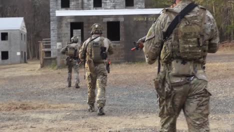 The-Fbis-Elite-Hostage-Rescue-Squad-Practices-Urban-Assault-Training-In-A-Mock-Village