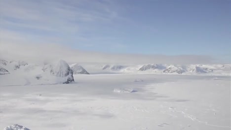 The-Larsen-Ice-Shelf-In-Antarctica-Becomes-A-Victim-Of-Global-Warming