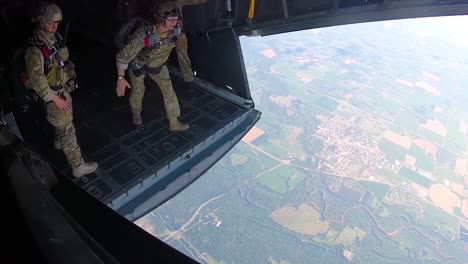 Special-Tactics-Airmen-Perform-Halo-Jumps-From-An-Mc130H-Flying-Over-Tennessee