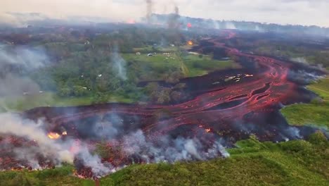 Excellent-Helicopter-Aerial-Of-The-Eruption-Of-The-Kilauea-Volcano