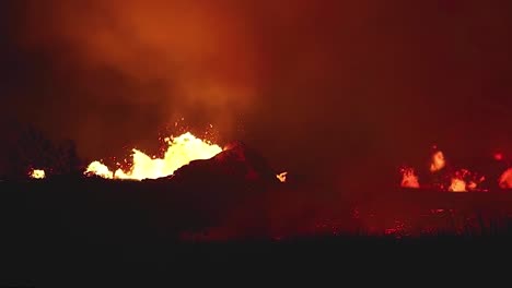 Imágenes-Nocturnas-Increíbles-De-La-Erupción-Del-Volcán-Kilauea-En-2018-En-La-Isla-Principal-De-Hawaii-2