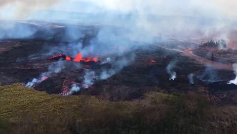 Excellent-Helicopter-Aerial-Of-The-Eruption-Of-The-Kilauea-Volcano-2