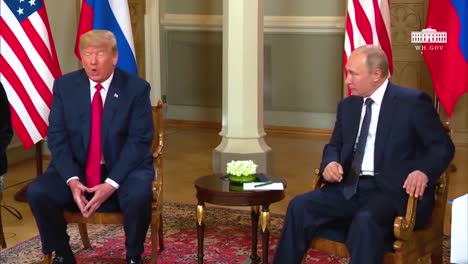 El-Presidente-Donald-Trump-Y-El-Presidente-Ruso-Vladimir-Putin-Se-Reúnen-Ante-Los-Medios-De-Comunicación-En-Helsinki,-Finlandia