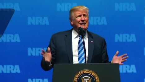 Us-President-Donald-Trump-Speaks-To-The-Nra-Saying-That-London-Has-Banned-Guns-To-Now-They-Stab-Each-Other-With-Knives