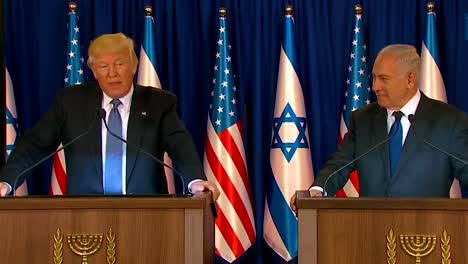 El-Presidente-Estadounidense,-Donald-Trump,-Y-El-Primer-Ministro-De-Israel,-Benjamin-Netanyahu,-Intercambian-Comentarios-Durante-La-Visita-Presidencial-A-Jerusalén-11