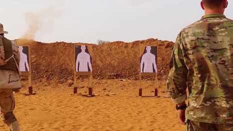 US-Streitkräfte-Trainieren-Polizei--Und-Armeetruppen-Aus-Westafrika-Niger-Burkina-Faso-Und-Senegal-In-Waffen--Und-Kommandotaktiken-1