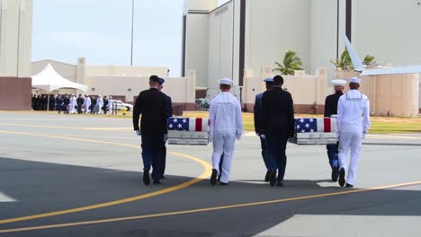Flag-Draped-Coffins-Of-Dead-Us-Soldiers-Being-Returned-Home-In-A-C130-Cargo-Plane-1