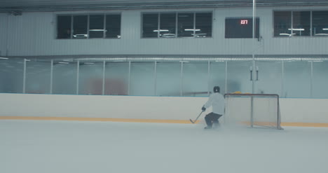 Ice-Hockey-Practice-10