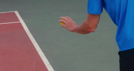 Man-Bouncing-Tennis-Ball-01