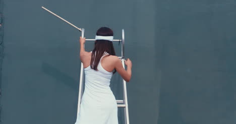 Tennis-Girl-Umpire-05