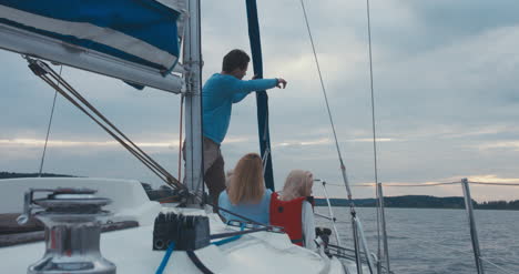 Family-on-Sailboat-03