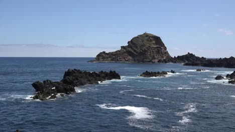 Madeira-Offshore-Rocks-North-Coast