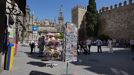 Sevilla-Postkarten-Maurische-Mauer-Und-Kathedrale