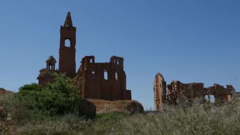 Spanien-Belchit-Zerbombte-Kirchendenkmal