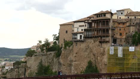 Spain-Cuenca-Hanging-Houses-View
