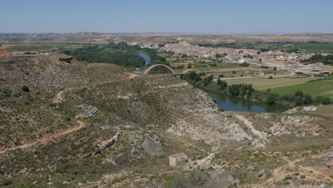 Spain-Ebro-Río-Looking-Toward-Sastago
