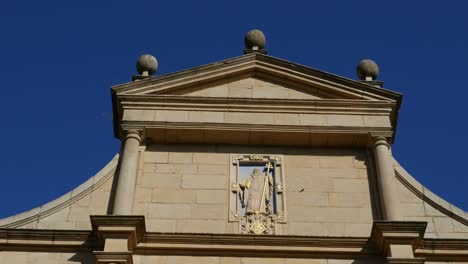 Spanien-Monasterio-De-Rueda-Fassade-Mit-Saint