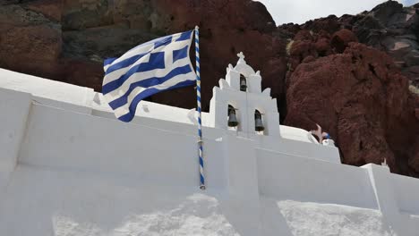 Greece-Santorini-Saint-Nicholas-Church-With-Flag-Flying