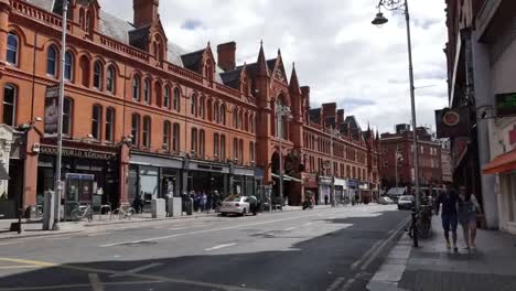 Ireland-Dublin-Red-Brick-Buildings-Pan-And-Zoom