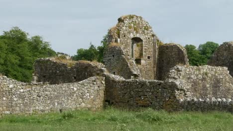 Ireland-Cashel-Hore-Abbey-Ruined-Walls-Zoom