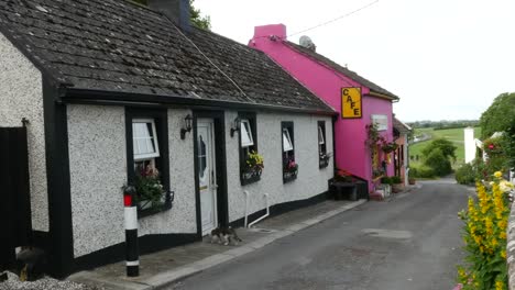 Ireland-Cashel-Row-Of-Cottages