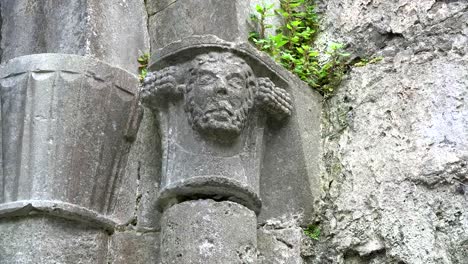 Ireland-Corcomroe-Abbey-Carved-Head-Above-Column-