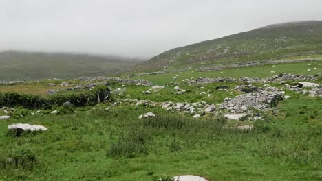 Ireland-Dingle-Peninsula-Hillside-With-Ruins