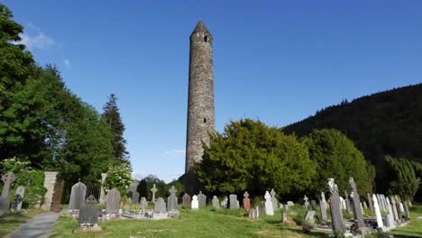 Ireland-Glendalough-Celtic-Monastery-With-Round-Tower-Zoom-In