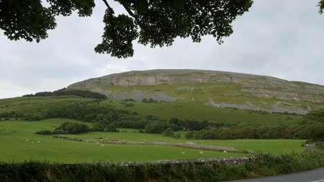 Ireland-County-Sligo-Knocknarea-A-Limestone-Hill