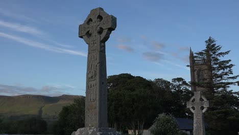Ireland-County-Sligo-The-Drumcliff-Celtic-High-Cross